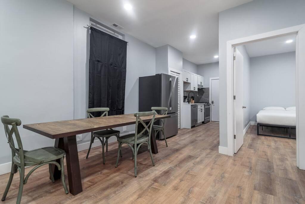Mtm Fully Furnished Rental In Old Town - 2 Beds Чикаго Екстер'єр фото
